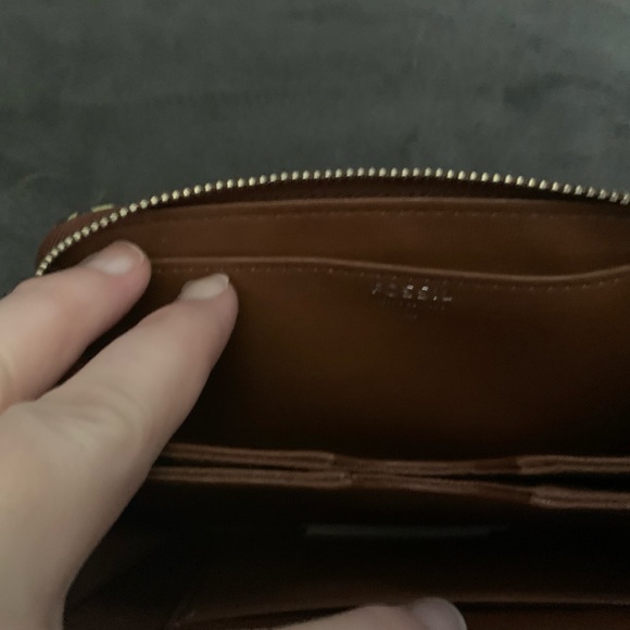 Fossil wallet - Picture 2 of 4